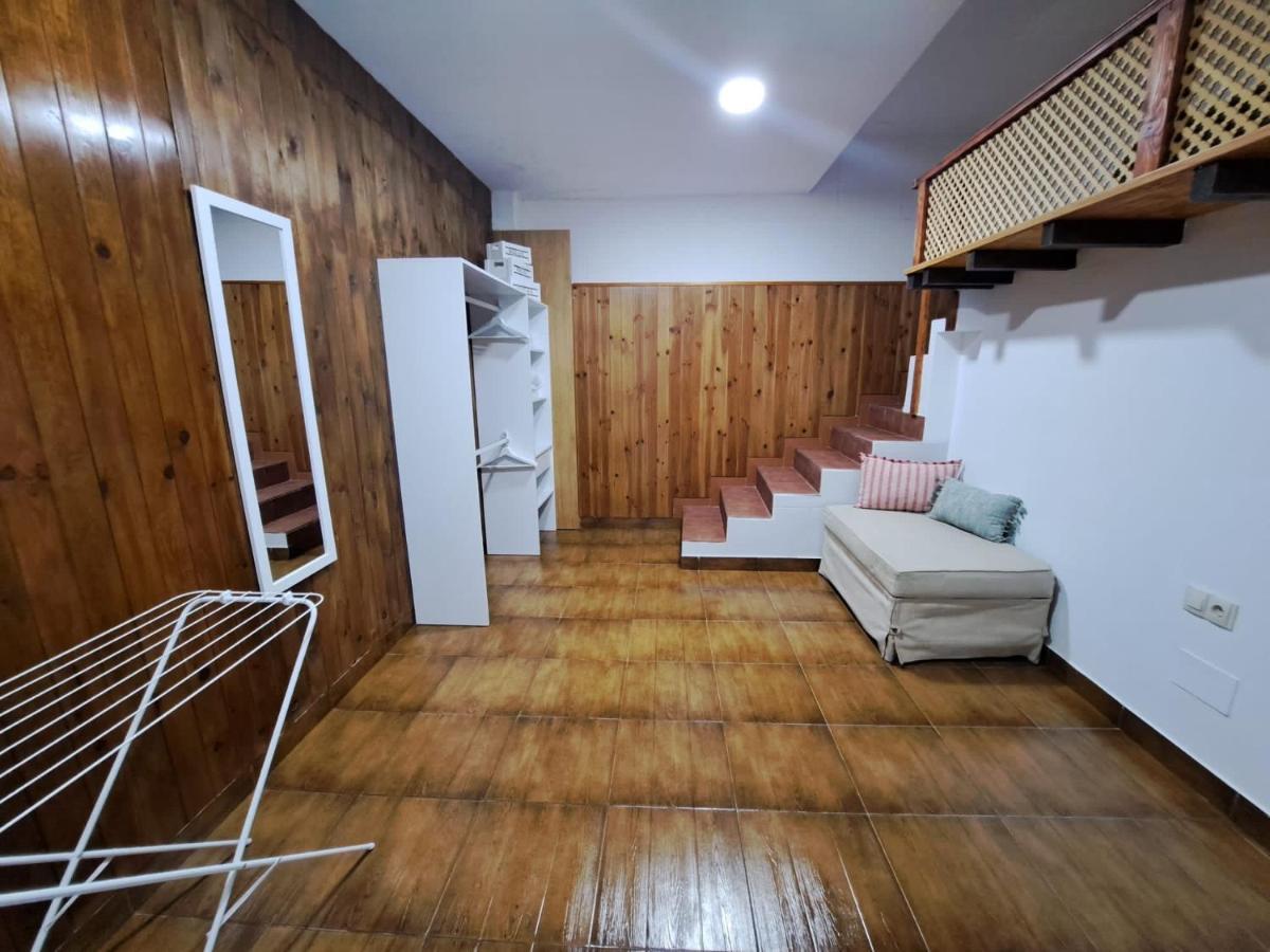 מאלגה Apartamento Monte Dorado מראה חיצוני תמונה